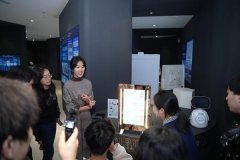 是源于一份无法辞谢的请求